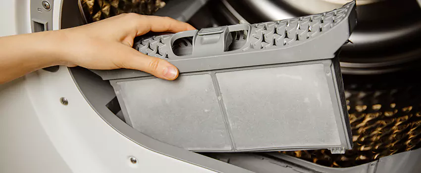 Signs Of A Clogged Dryer Lint Trap in Taylorsville, Utah